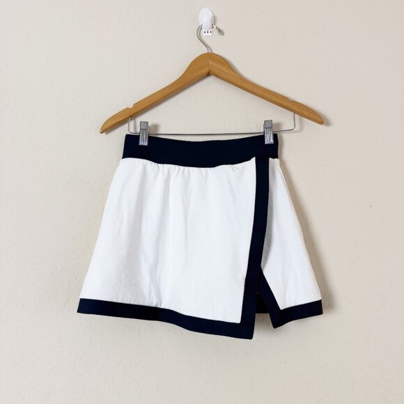 MICHI Pants - Michi Rival Black White Skort Size Small